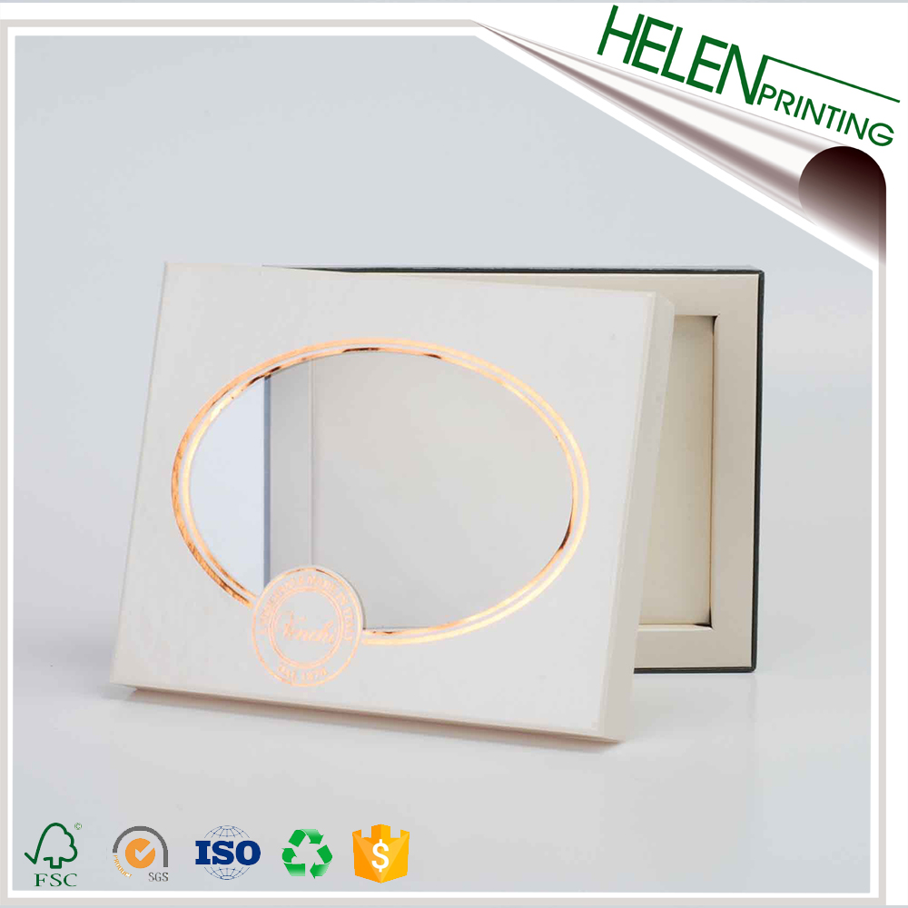 開窗(chuang)式禮(li)盒印(yin)刷